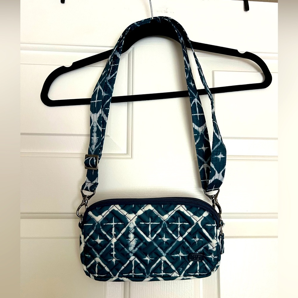 Lug Convertible Hip Pouch-Crossbody-Coupe XL Diamond Navy Gently Used Great Cond